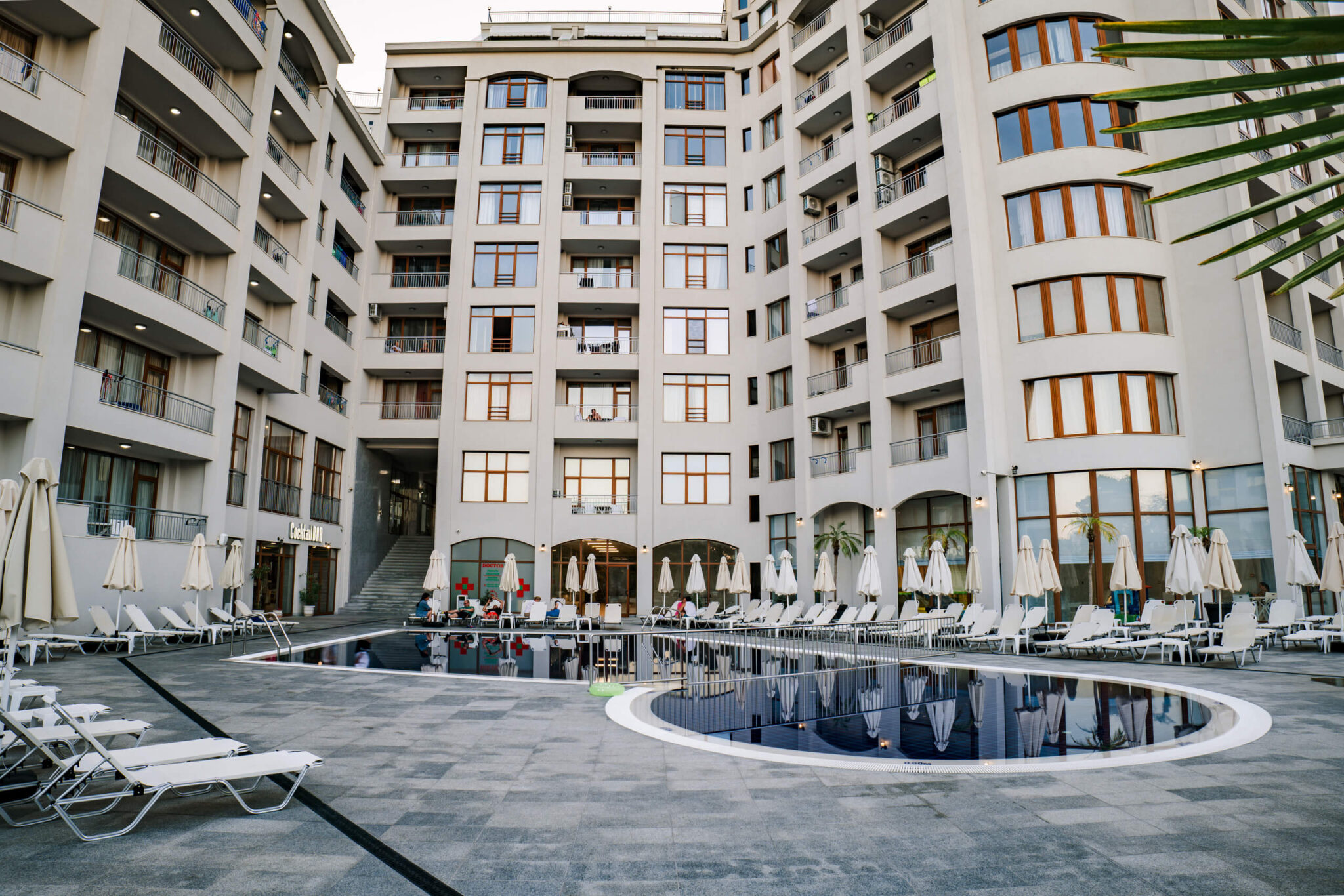 Outdoor Pool Hotel Continental Outdoor Pool Hotel Continental